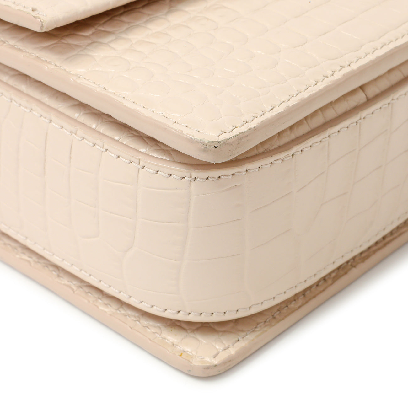 Exclusive Saint Laurent Light Pink Crocodile Embossed Calfskin Medium Bellechasse — Detail View