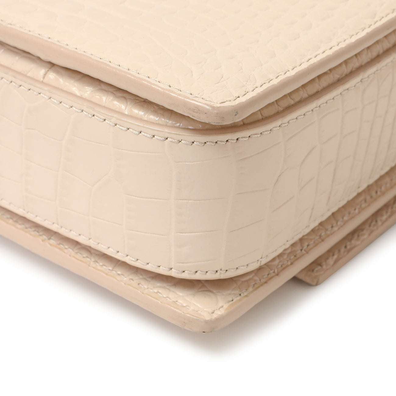 Exclusive Saint Laurent Light Pink Crocodile Embossed Calfskin Medium Bellechasse — Alternate View 8