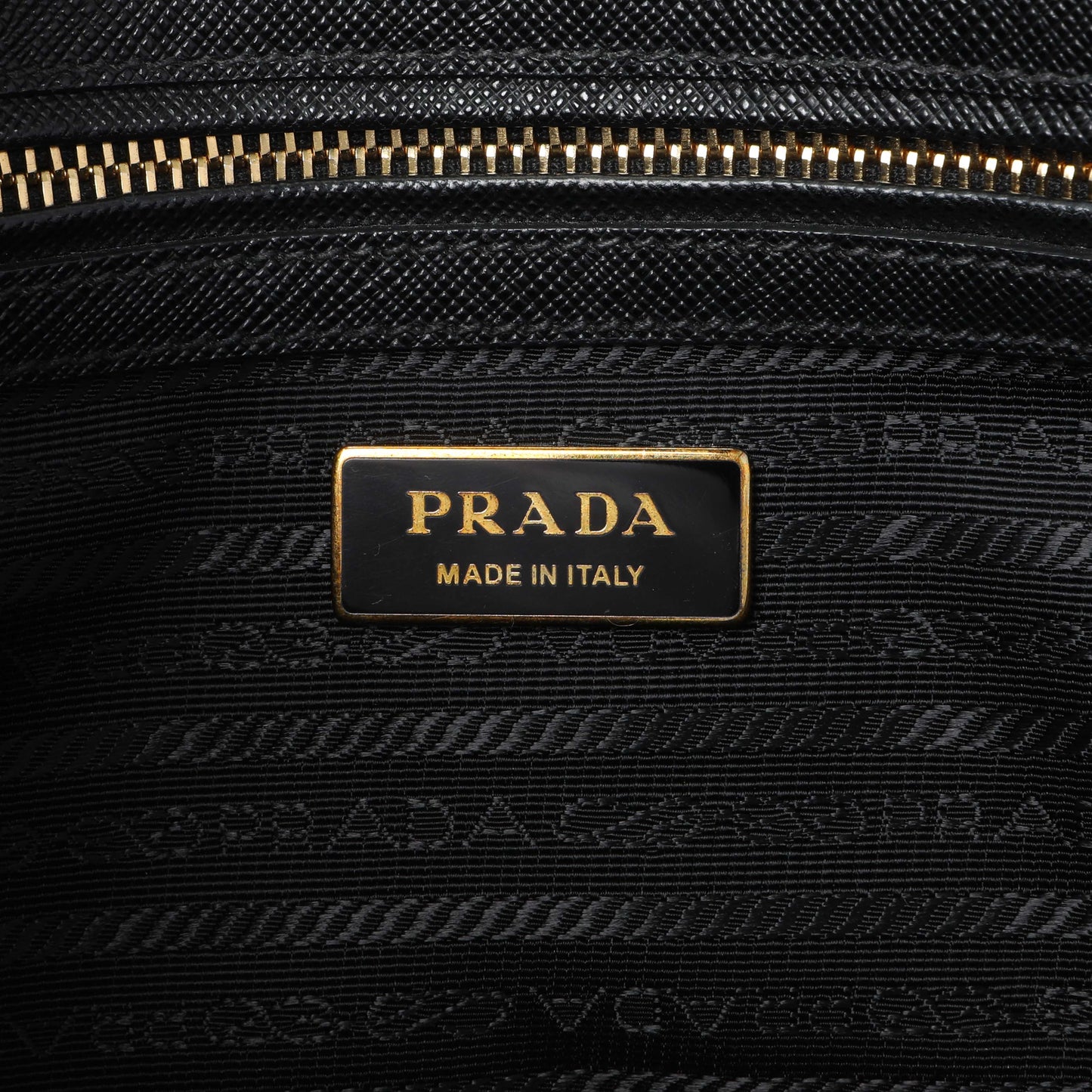 Exclusive Prada Black Saffiano Galleria Tote Small — Detail View