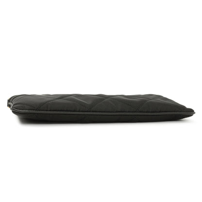 Exclusive Prada Black Re-Nylon Impuntu Quilted Re-Edition 1995 Chaine Pouch — Back View