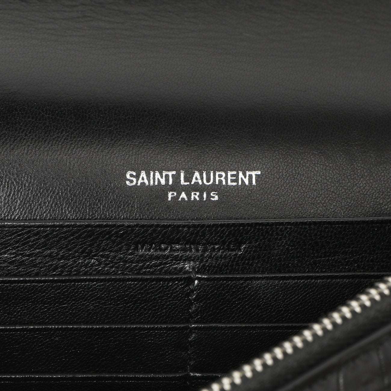 Exclusive Saint Laurent Black Crocodile Embossed Calfskin Kate Monogram Tassel Chain Wallet — Detail View