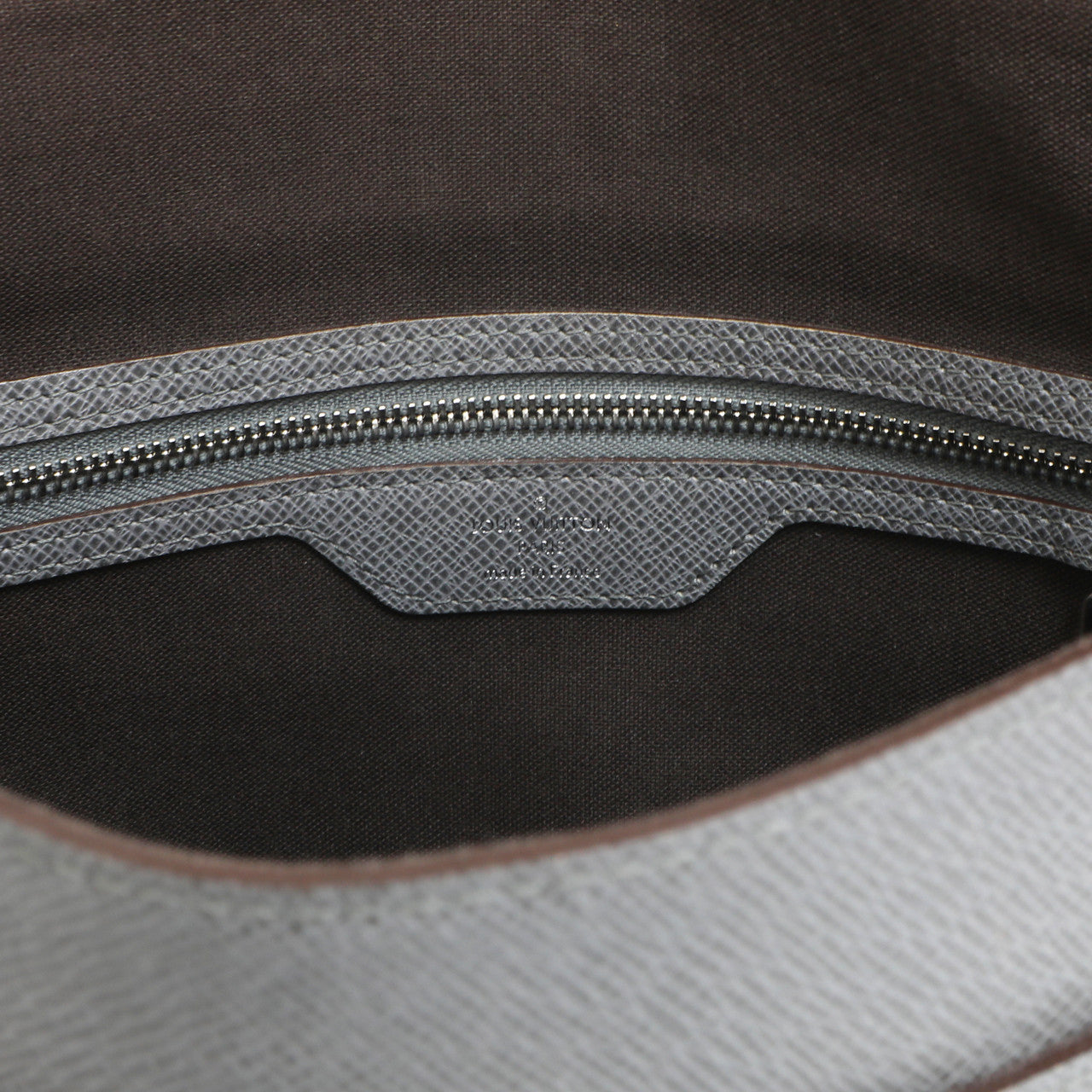 Exclusive Louis  Vuitton Glacier Taiga Roman MM — Alternate View 11