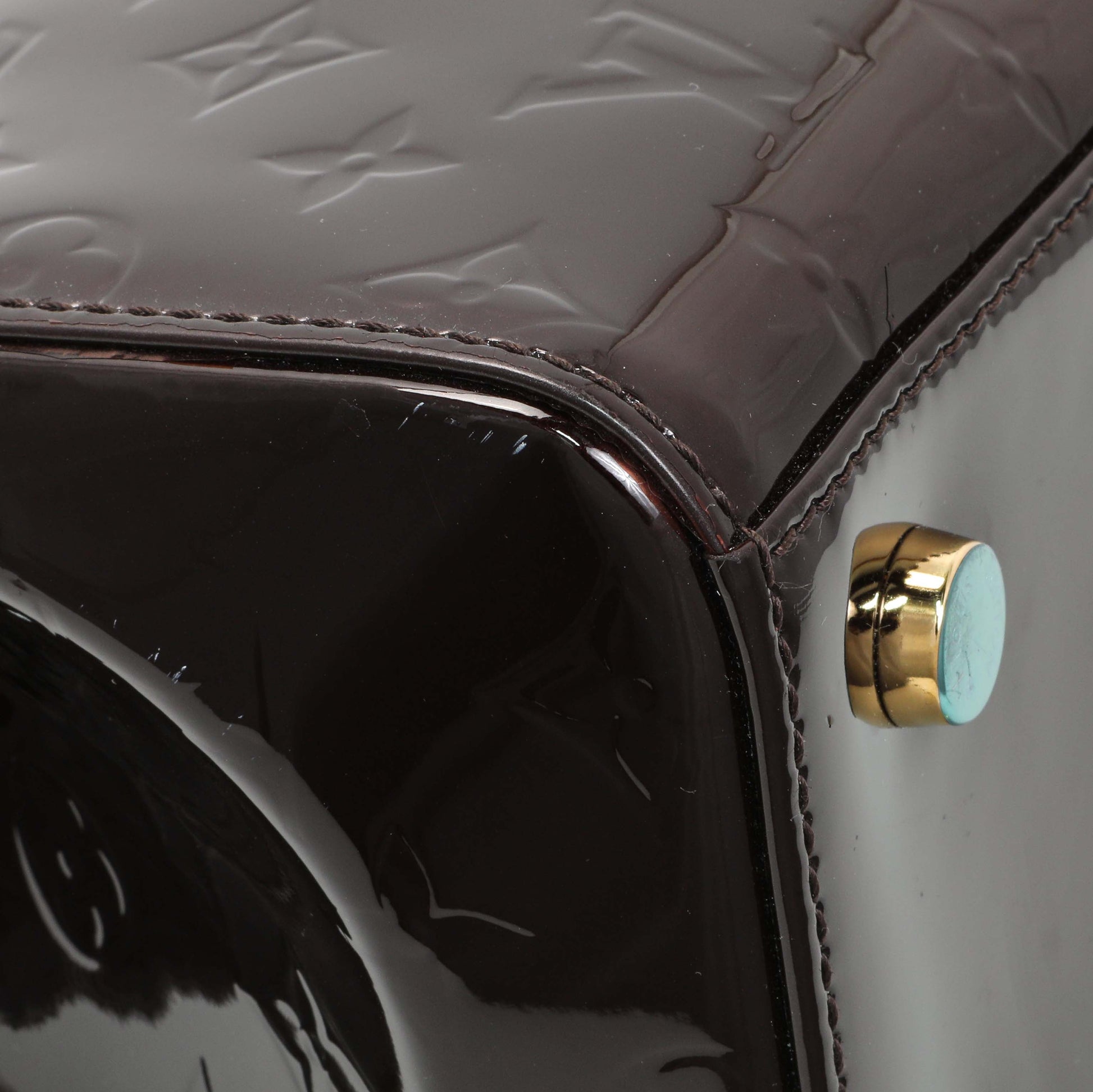 Exclusive Louis Vuitton Amarante Vernis Brea MM — Lifestyle View