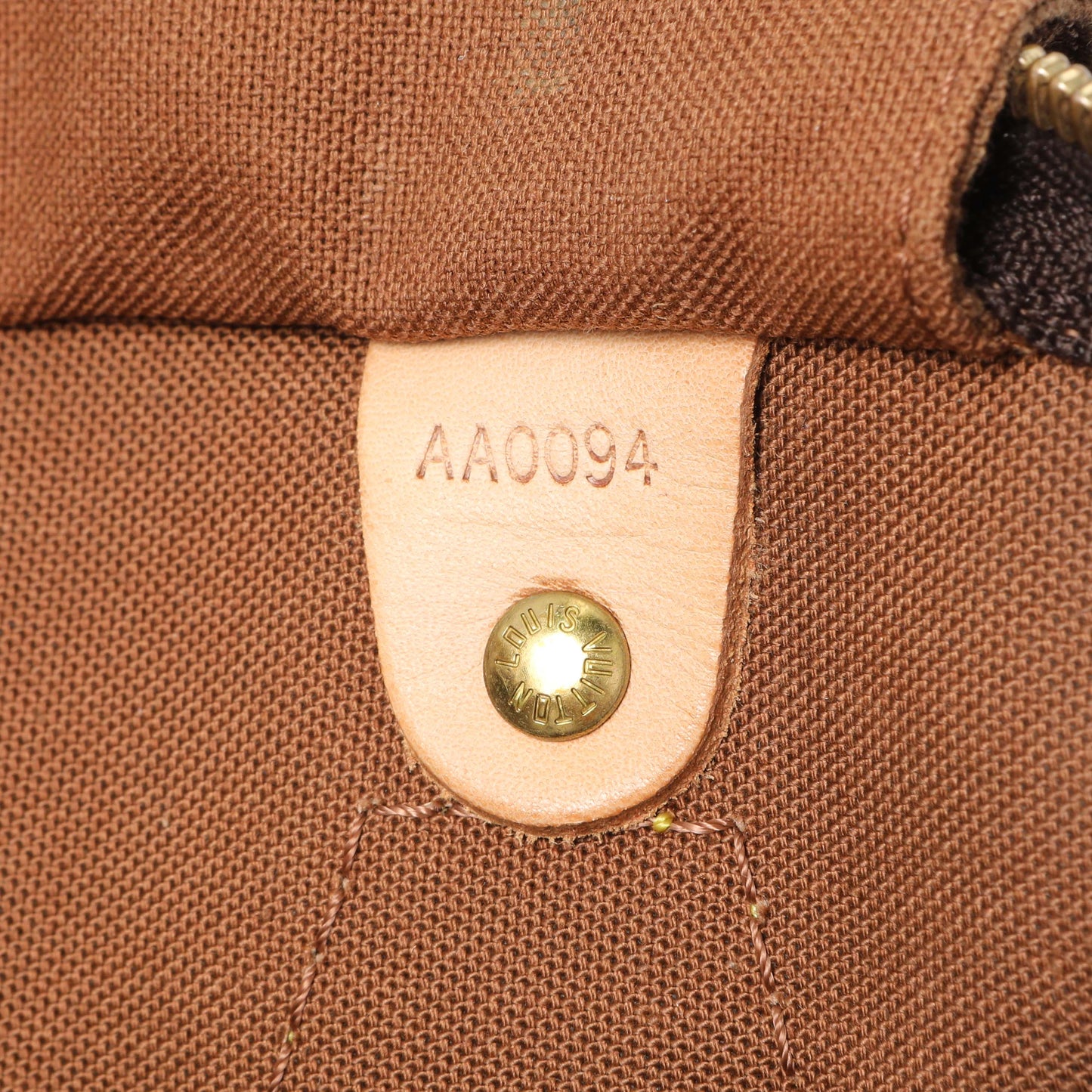 Exclusive Louis Vuitton Monogram Speedy 30 — Alternate View 10