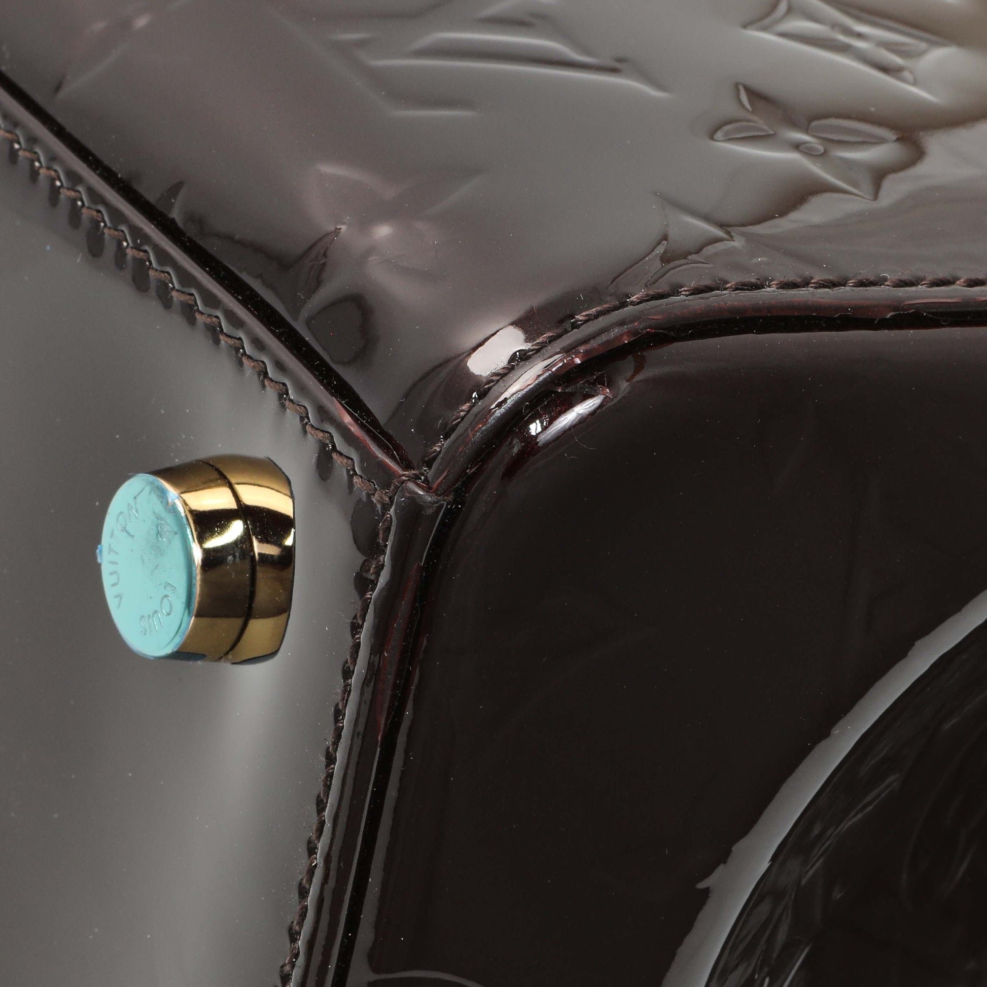 Exclusive Louis Vuitton Amarante Vernis Brea MM — Alternate View 7