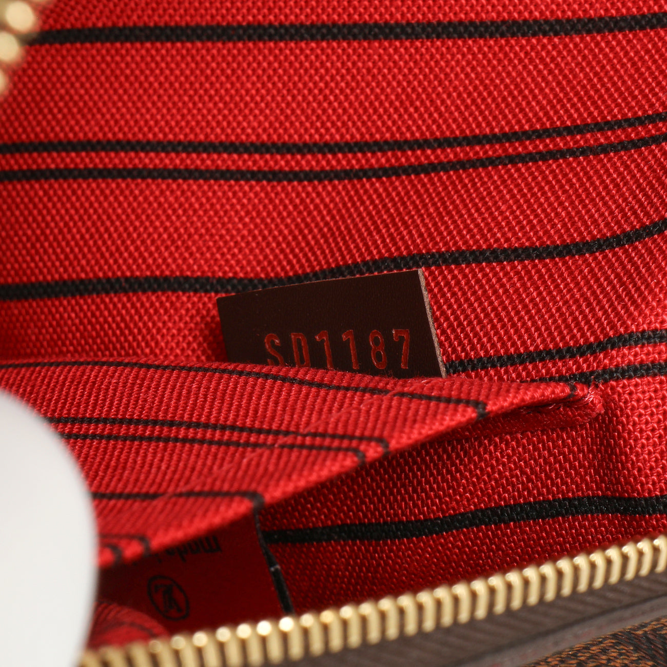 Exclusive Louis Vuitton Damier Ebene Neverfull MM — Alternate View 16