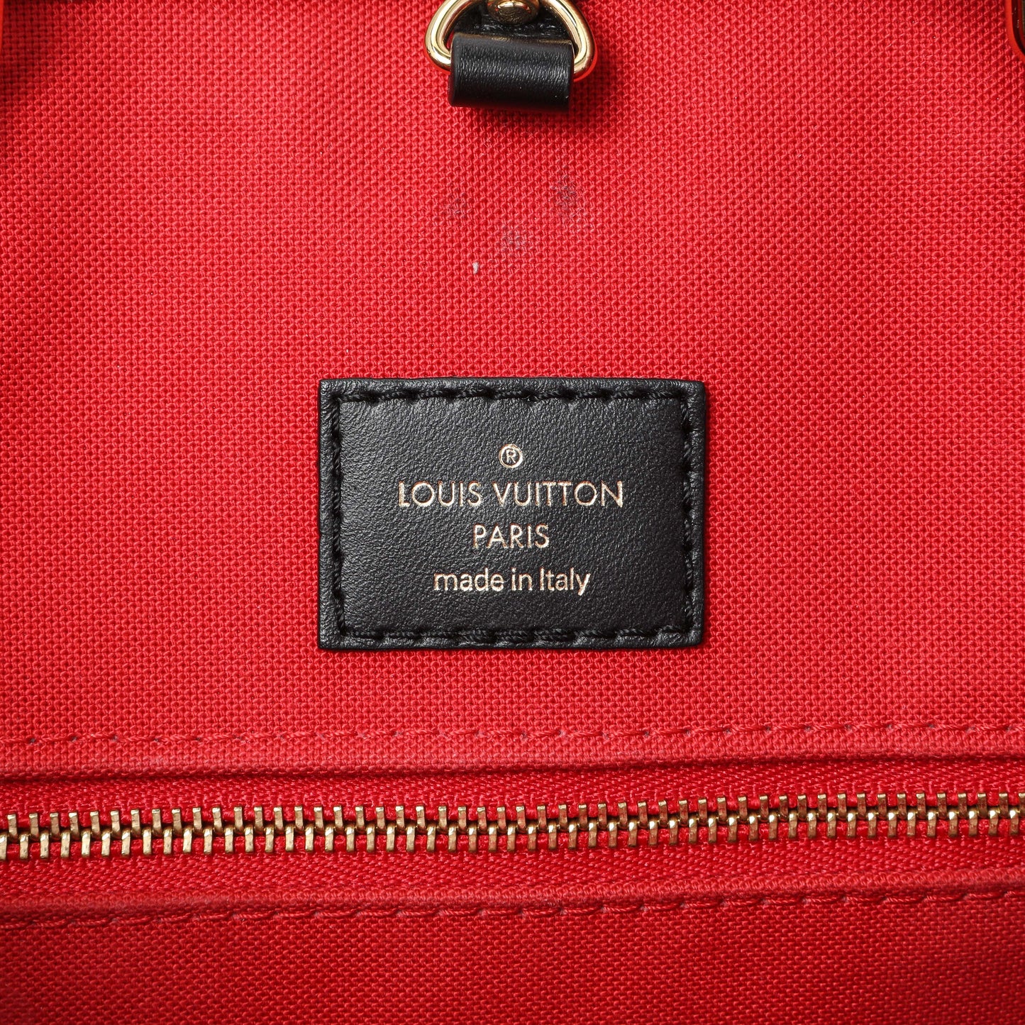 Exclusive Louis Vuitton Reverse Monogram Giant Onthego MM — Detail View