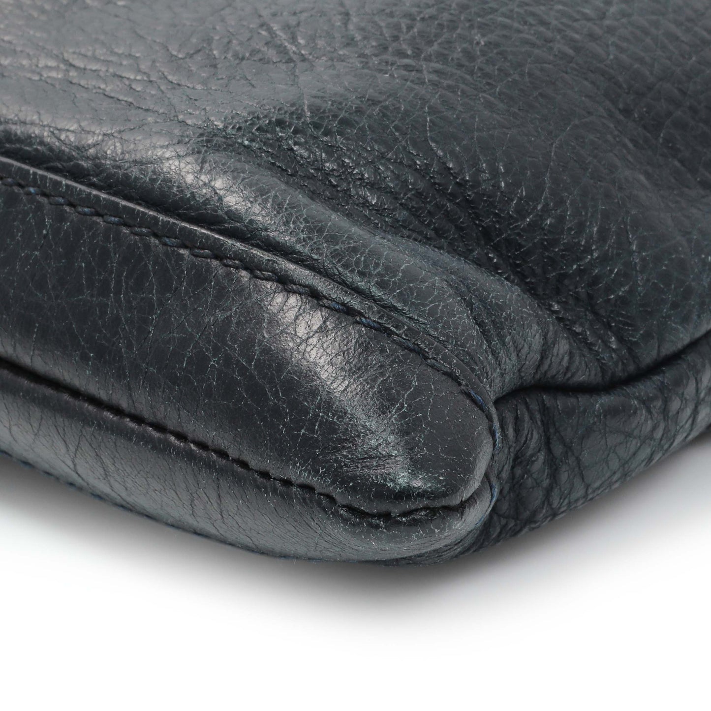 Exclusive Balenciaga Navy Agneau Arena Classic Silver Hardware Large Clip Clutch — Detail View