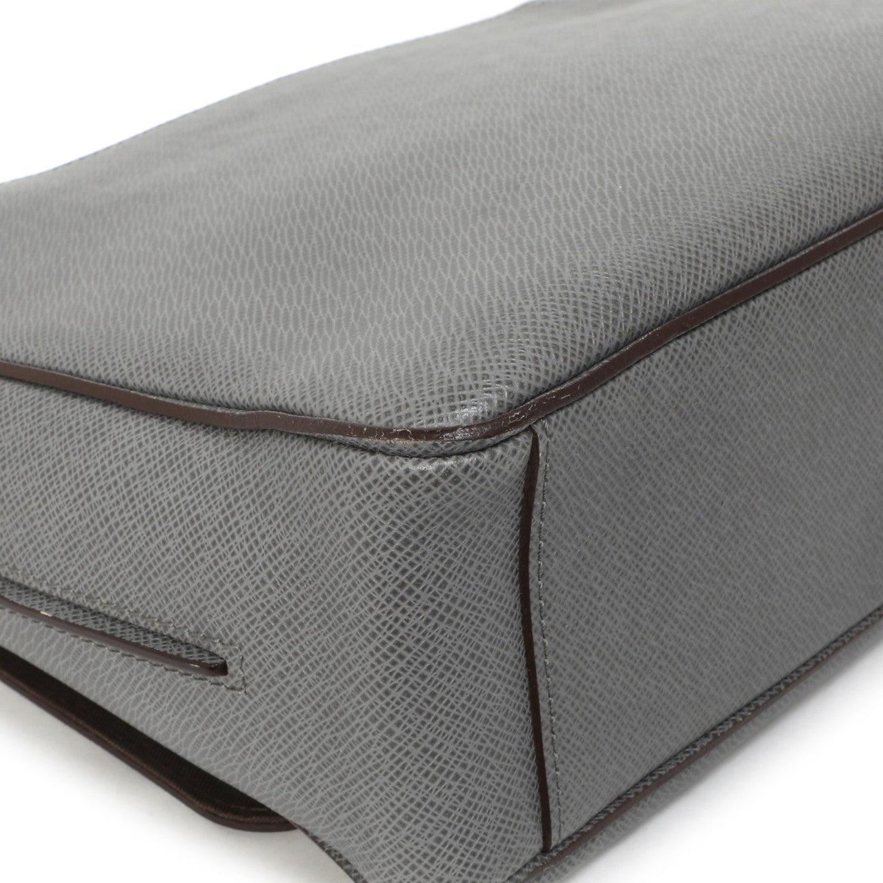 Exclusive Louis  Vuitton Glacier Taiga Roman MM — Alternate View 8