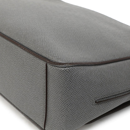 Exclusive Louis  Vuitton Glacier Taiga Roman MM — Alternate View 9
