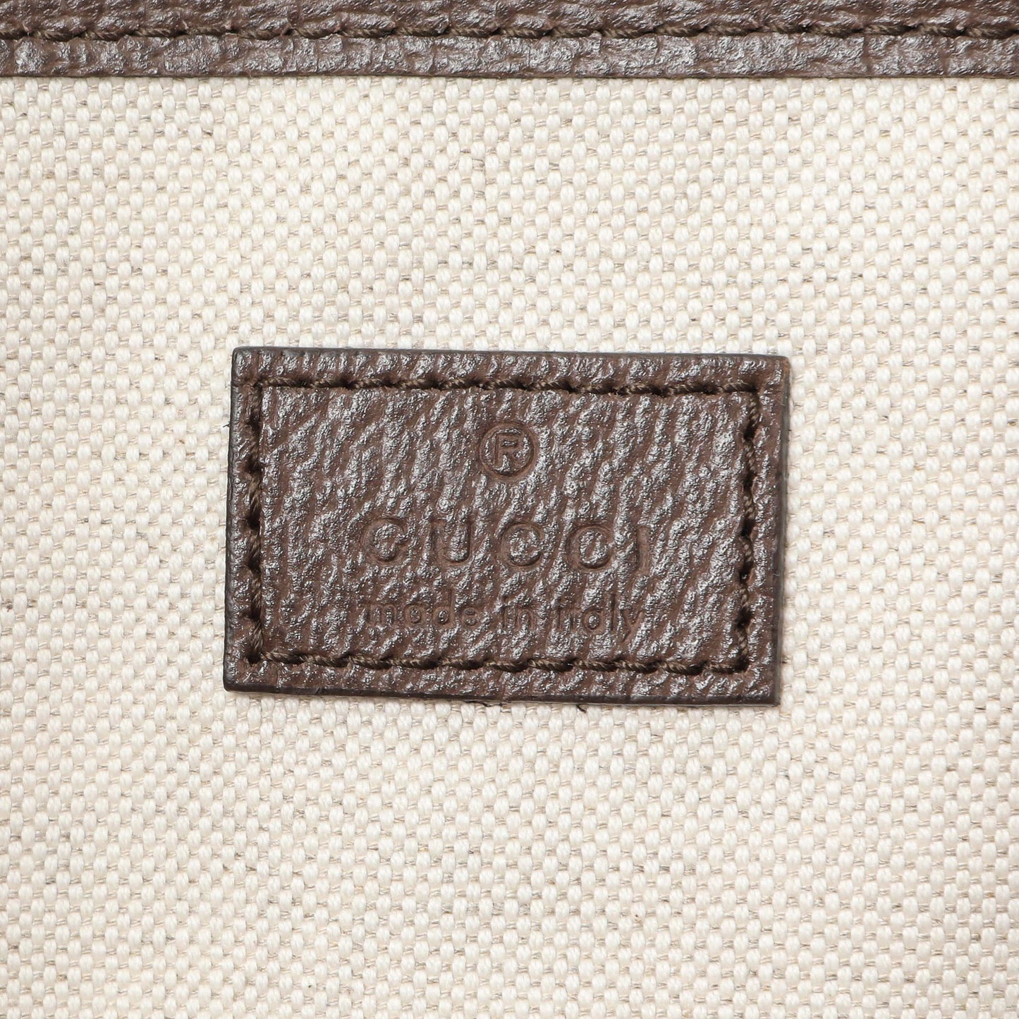 Exclusive Gucci GG Supreme Monogram Medium Ophidia Tote — Detail View