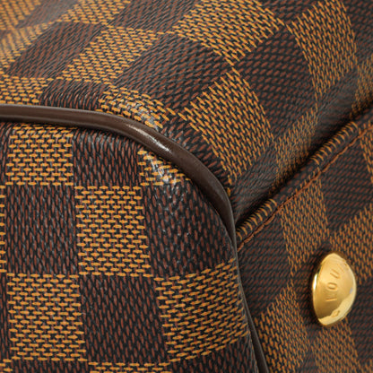 Exclusive Louis Vuitton Damier Ebene Trevi GM — Lifestyle View