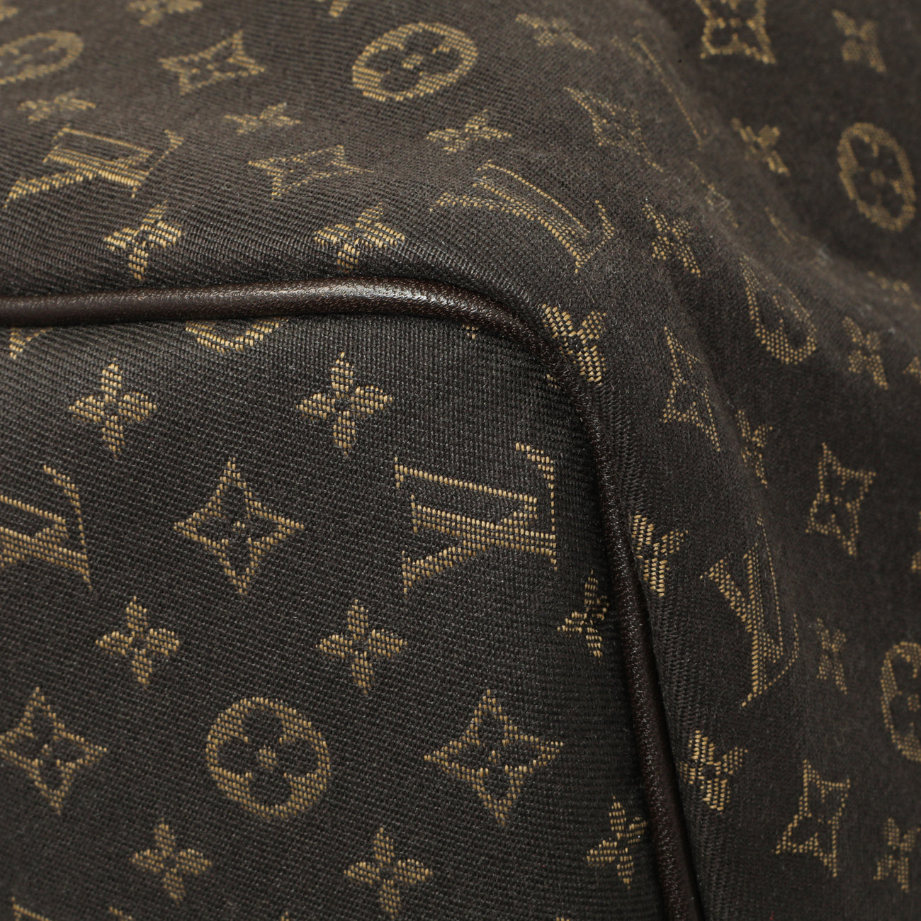 Exclusive Louis Vuitton Monogram Idylle Speedy Bandouliere 30 — Top View