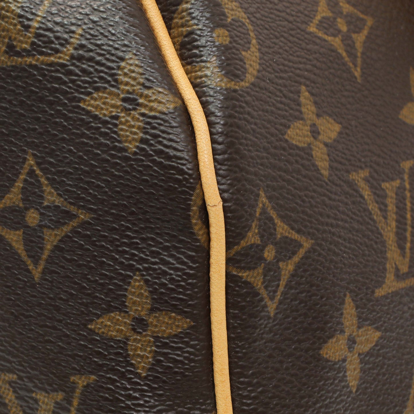 Exclusive Louis Vuitton Monogram Speedy 25 — Alternate View 11