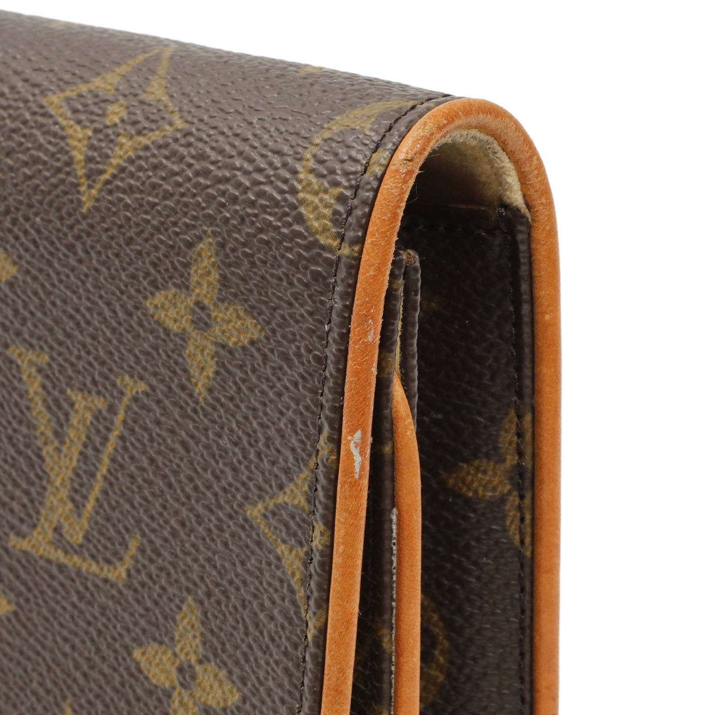 Exclusive Louis Vuitton Monogram Pochette Twin GM — Alternate View 12