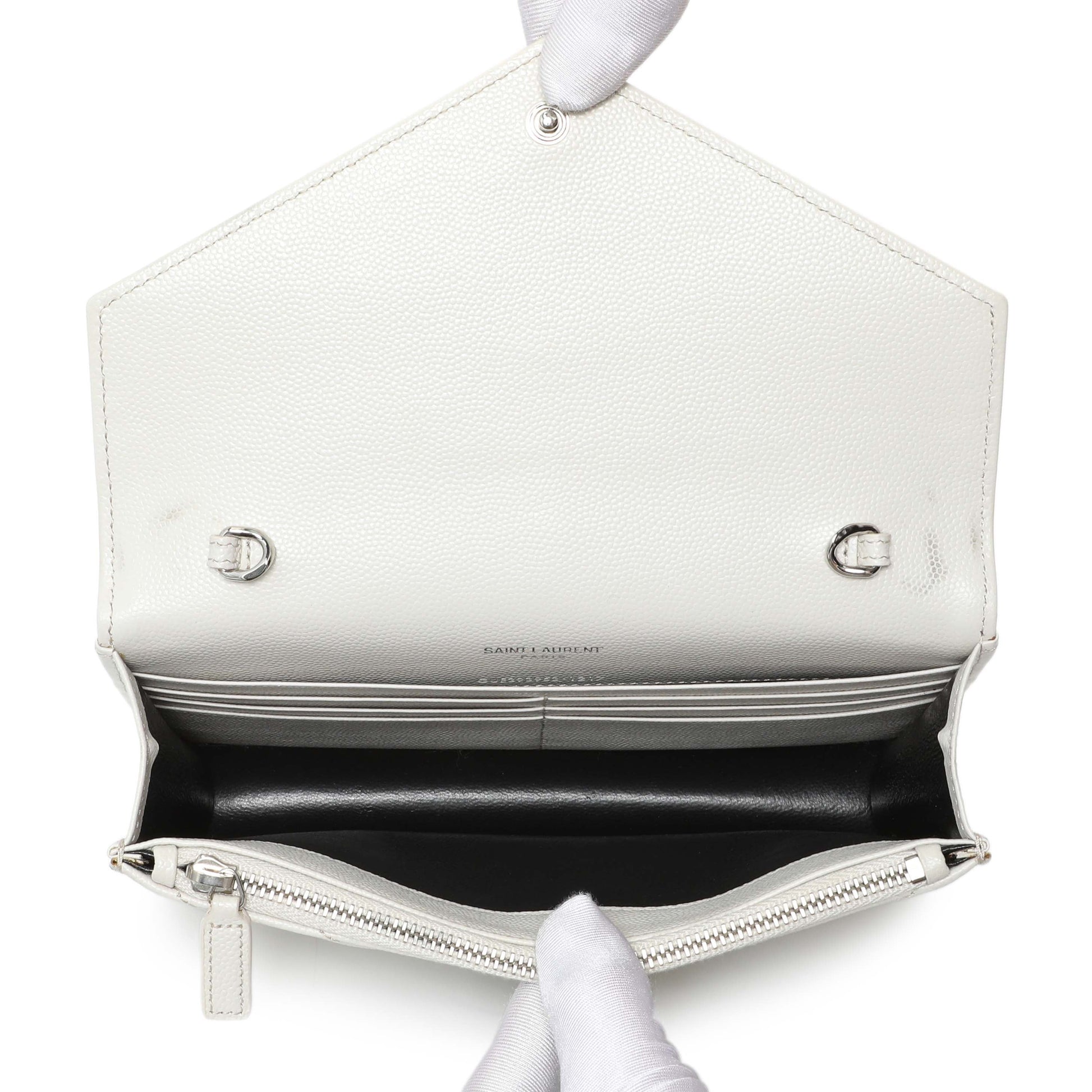 Exclusive Saint Laurent White Grain De Poudre Matelasse Chevron Monogram Envelope Chain Wallet — Alternate View 8