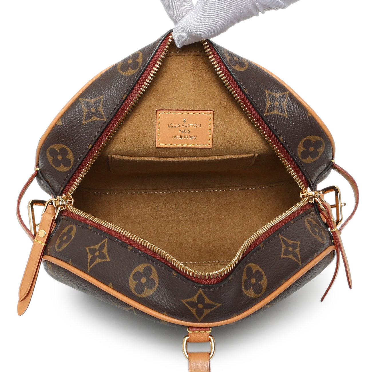 Exclusive Louis Vuitton Monogram Boite Chapeau Souple MM — Top View