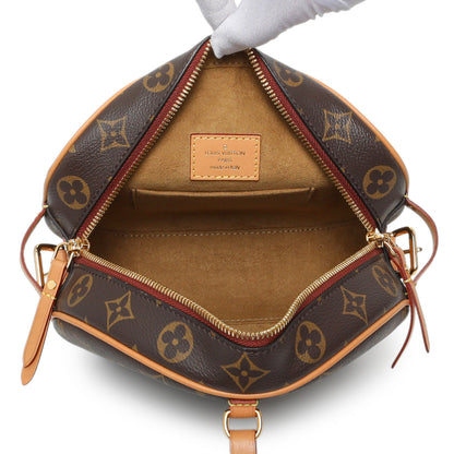 Exclusive Louis Vuitton Monogram Boite Chapeau Souple MM — Top View