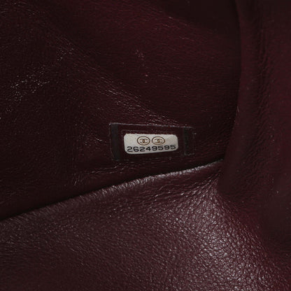 Exclusive Chanel Black Quilted Aged Calfskin 2.55 Reissue 226 Flap — Lifestyle View