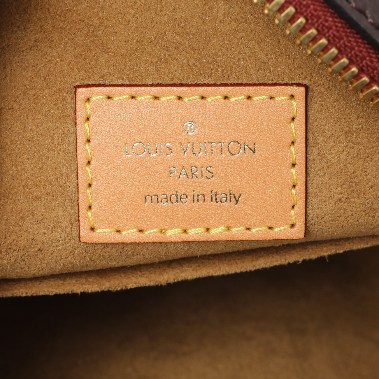 Exclusive Louis Vuitton Monogram Boite Chapeau Souple MM — Detail View