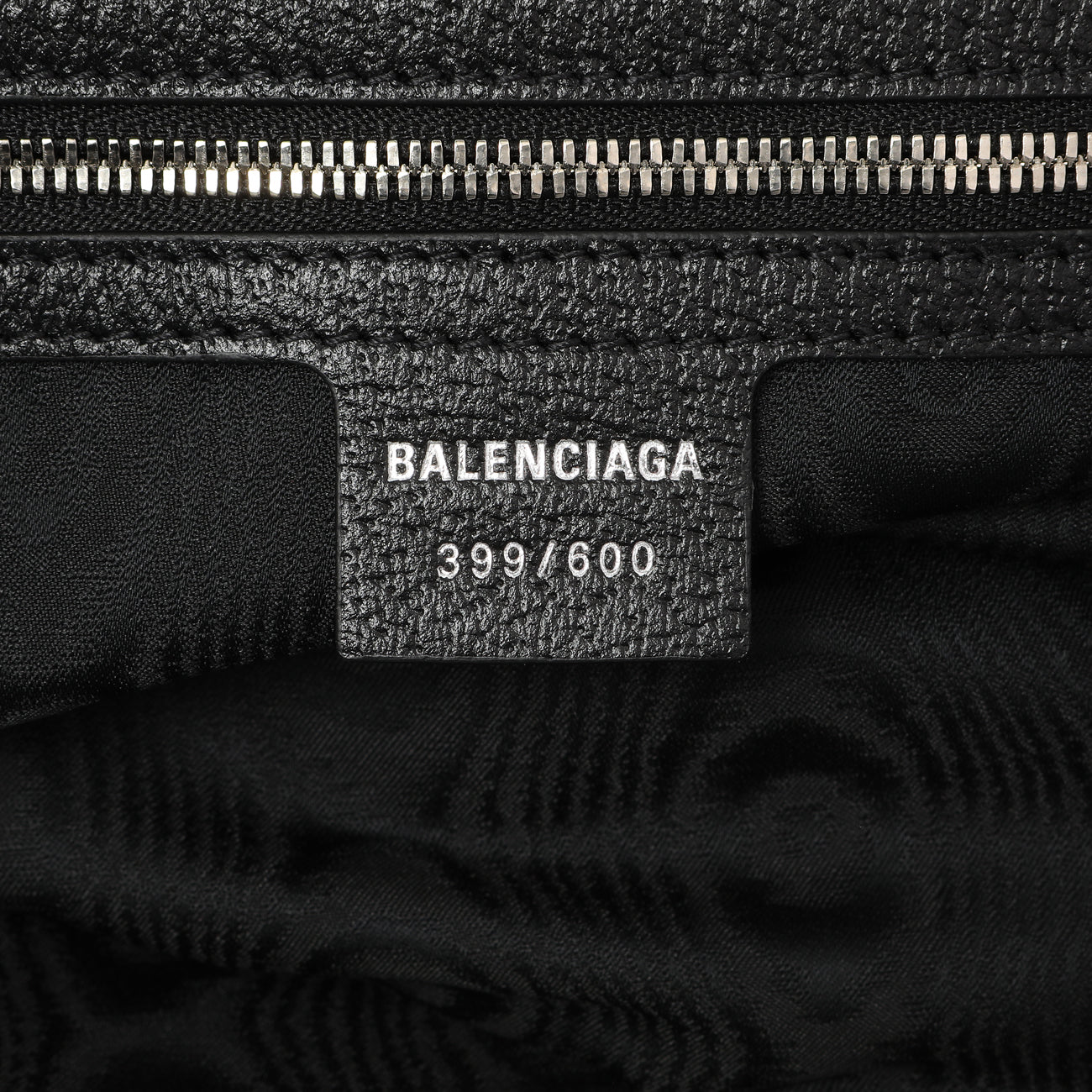 Exclusive Gucci X Balenciaga BB Monogram Web Graffiti Medium Ophidia Shopping Tote — Detail View