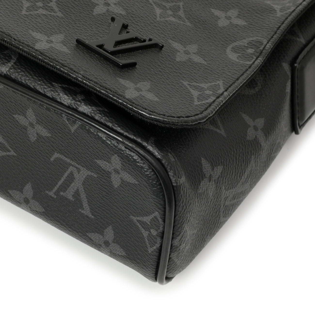 Exclusive Louis Vuitton Monogram Eclipse District PM — Detail View