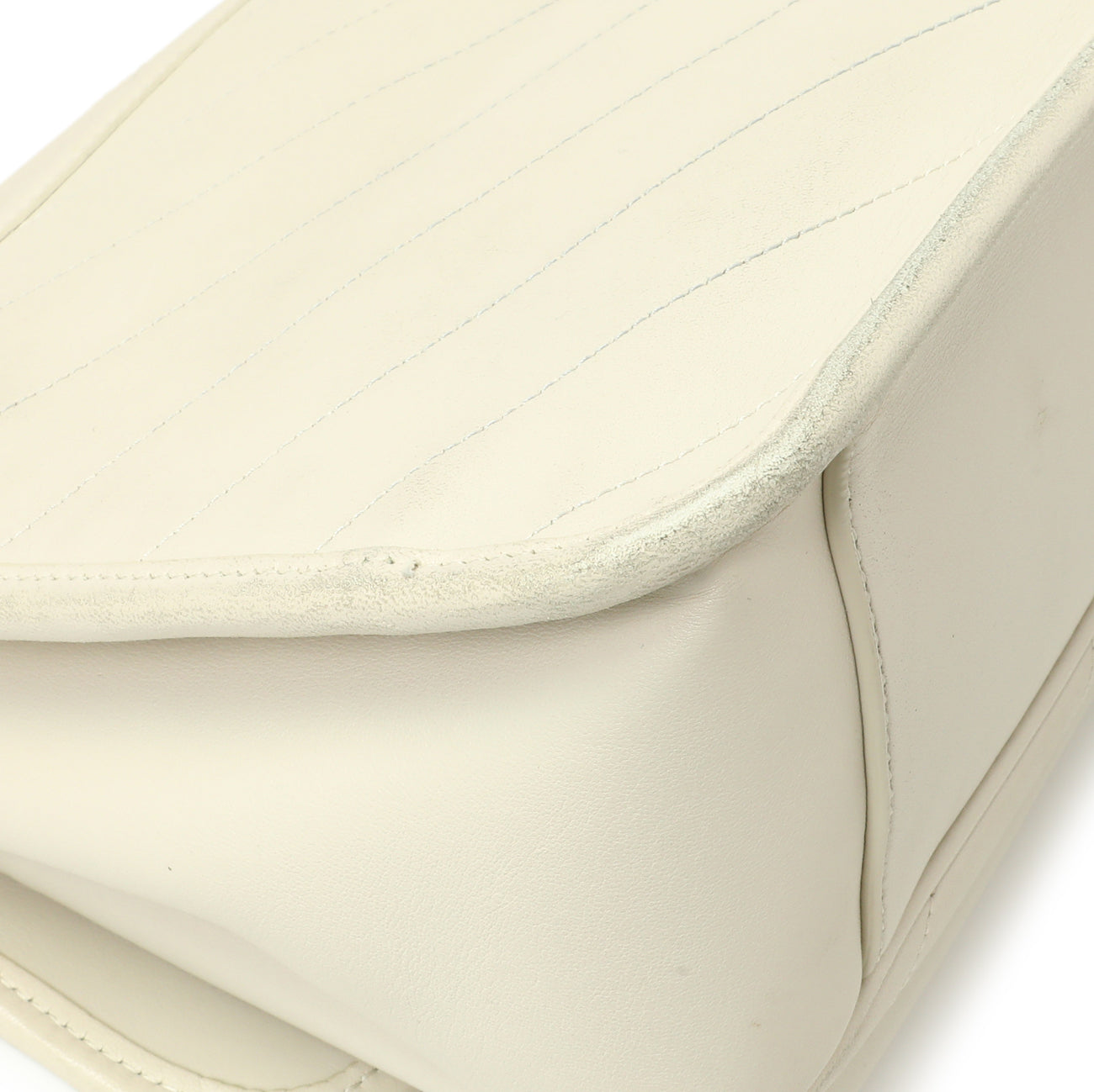 Exclusive Saint Laurent White Lambskin Matelasse Monogram Medium Niki Chain Satchel — Lifestyle View