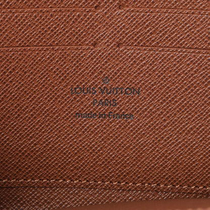 Exclusive Louis Vuitton Monogram Zippy Wallet — Detail View