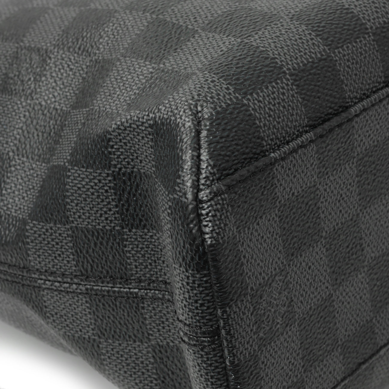 Exclusive Louis Vuitton Damier Graphite Mick MM — Lifestyle View
