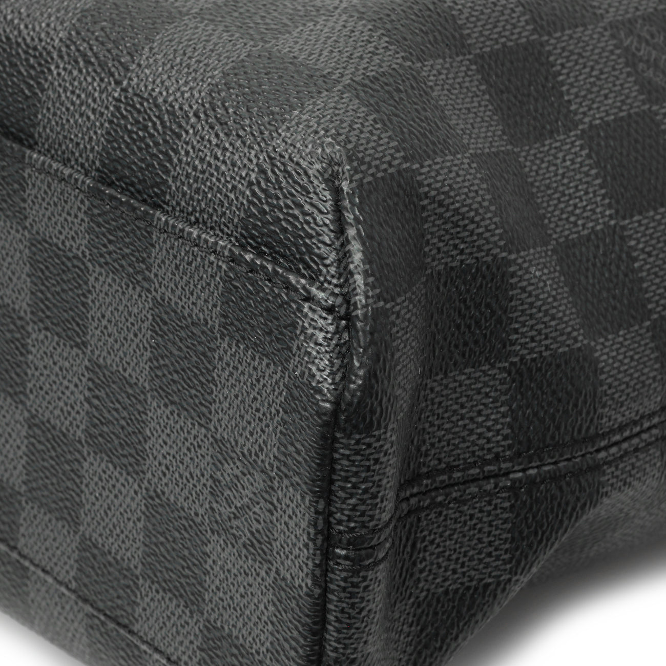 Exclusive Louis Vuitton Damier Graphite Mick MM — Alternate View 7