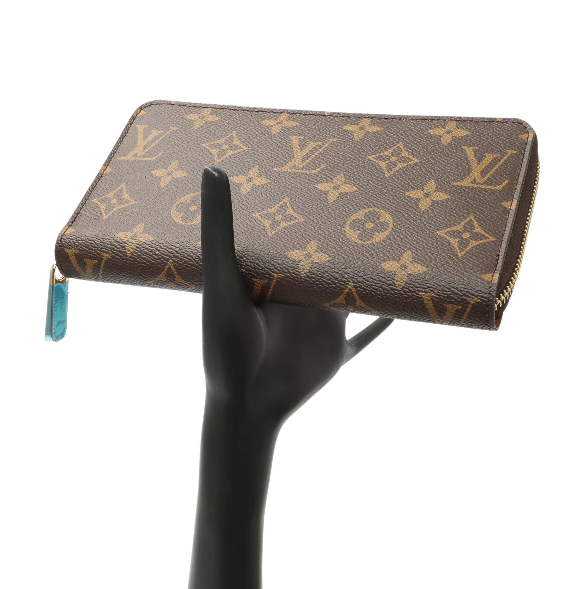 Exclusive Louis Vuitton Monogram Zippy Wallet — Alternate View 7