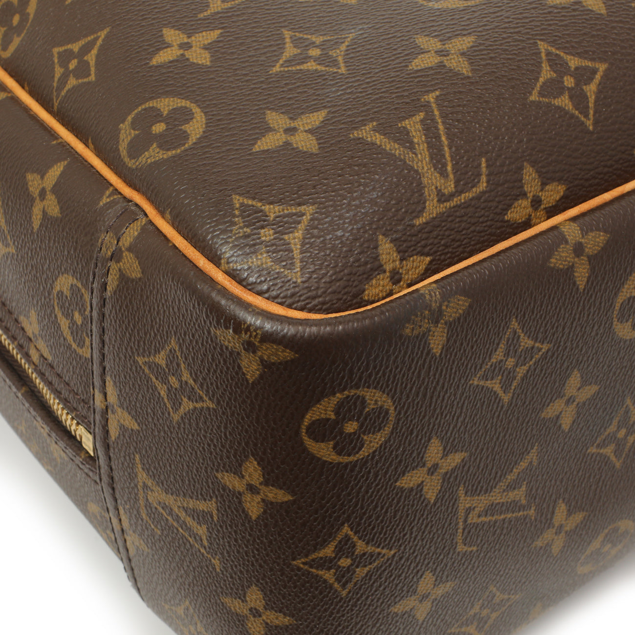 Exclusive Louis Vuitton Monogram Deauville — Top View
