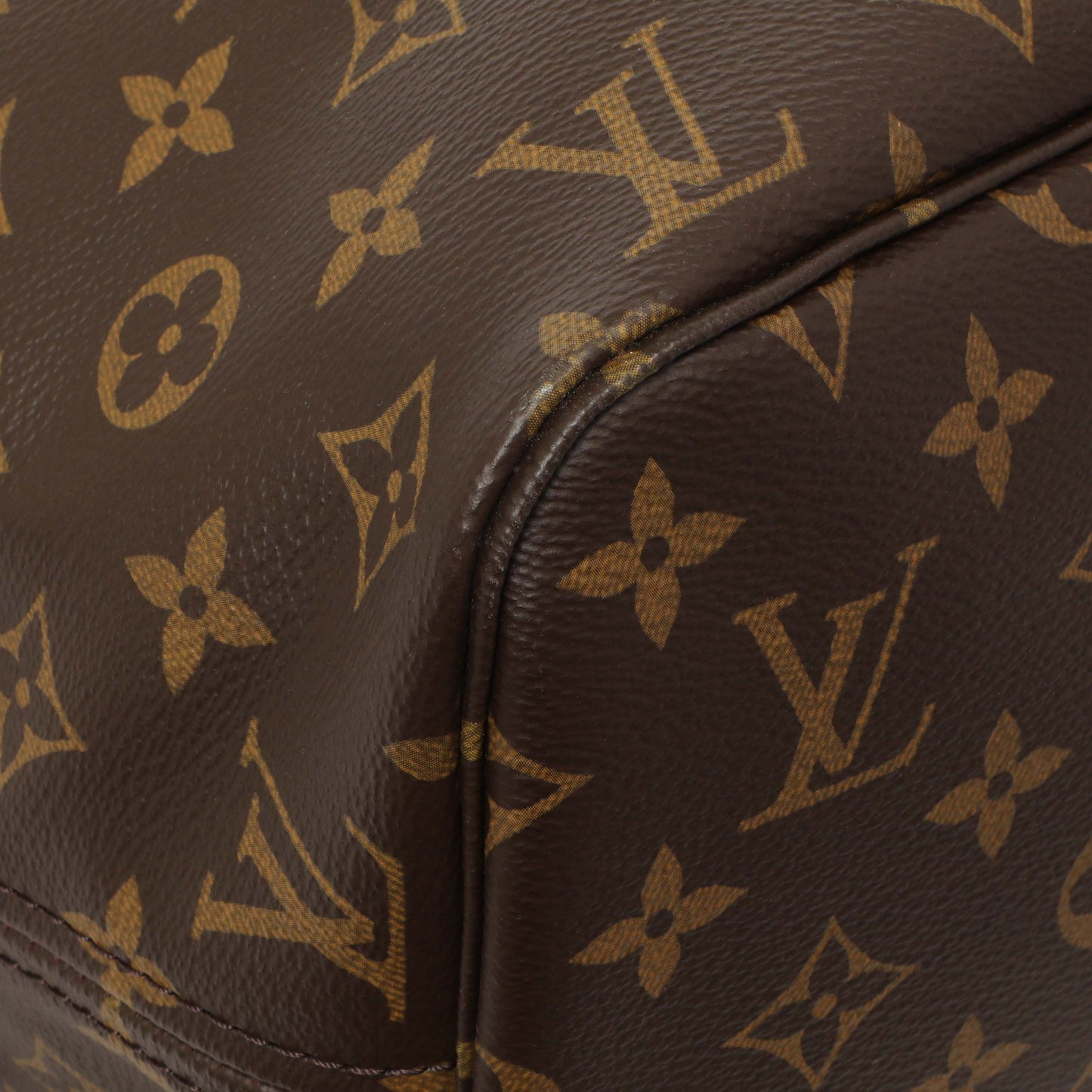 Exclusive Louis Vuitton Monogram Neverfull MM — Top View