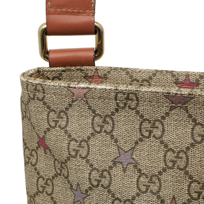 Exclusive Gucci GG Supreme Stars Flat Messenger — Alternate View 13