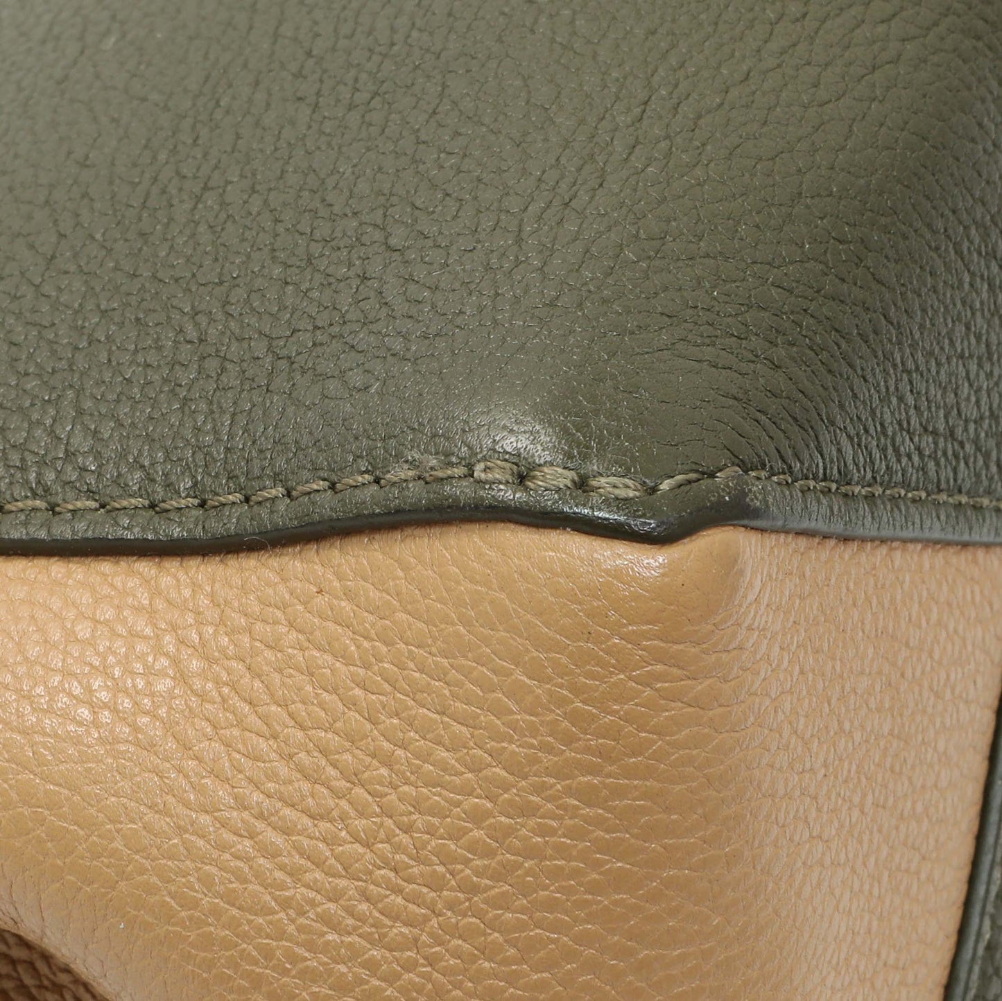 Exclusive Louis Vuitton Soft Calfskin Lockme II Chain Bag BB — Lifestyle View