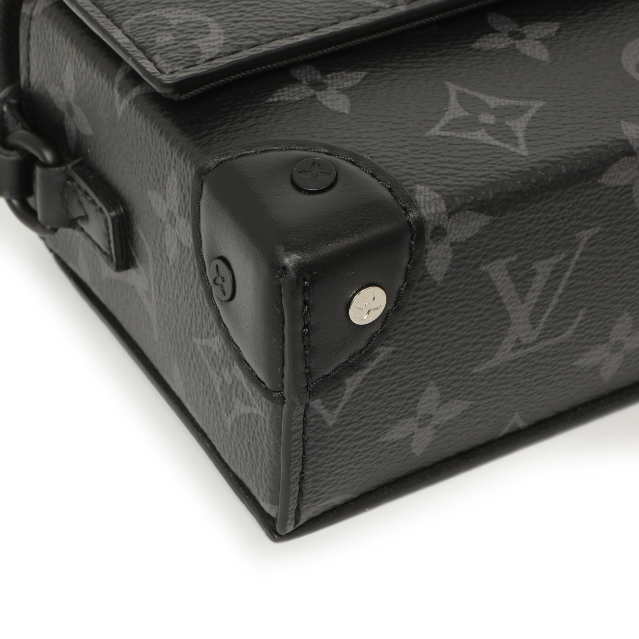 Exclusive Louis Vuitton Monogram Eclipse Steamer Wearable Wallet — Top View