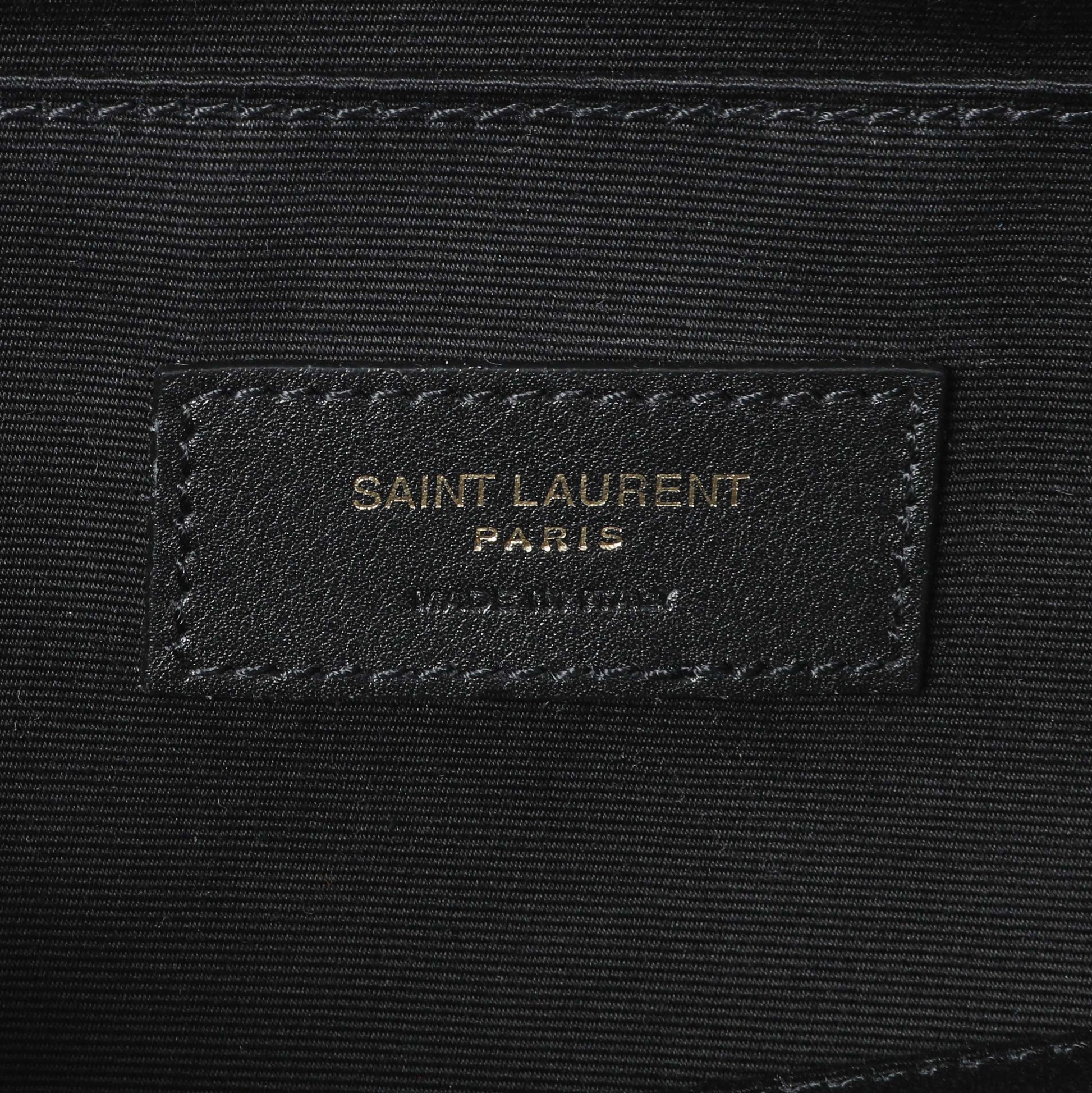 Exclusive Saint Laurent Black Grain De Poudre Monogram Belt Bag — Detail View