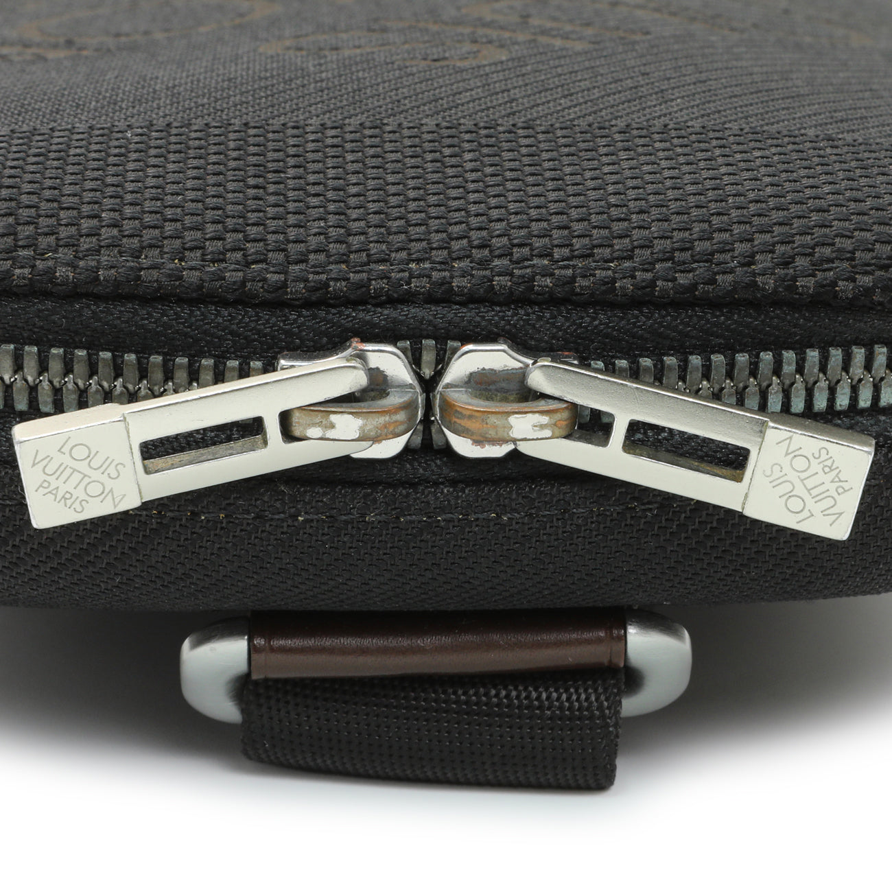 Exclusive Louis Vuitton Black Damier Geant Mage — Alternate View 9