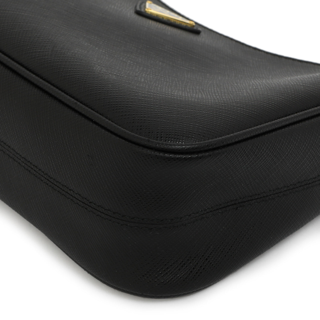 Exclusive Prada Black Saffiano Re-Edition 2005 Shoulder Bag — Alternate View 7