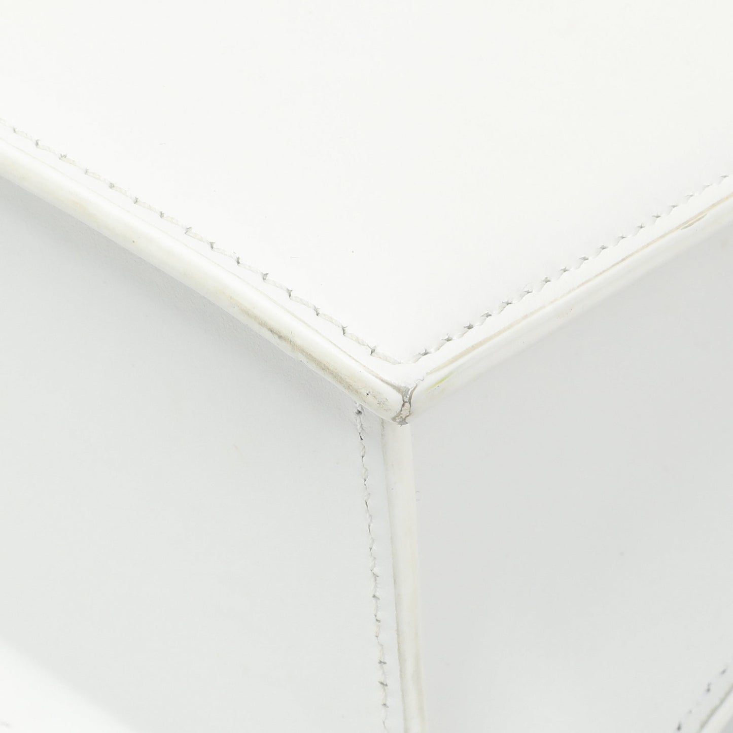Exclusive Jacquemus White Smooth Calfskin Le Grand Chiquito — Alternate View 7
