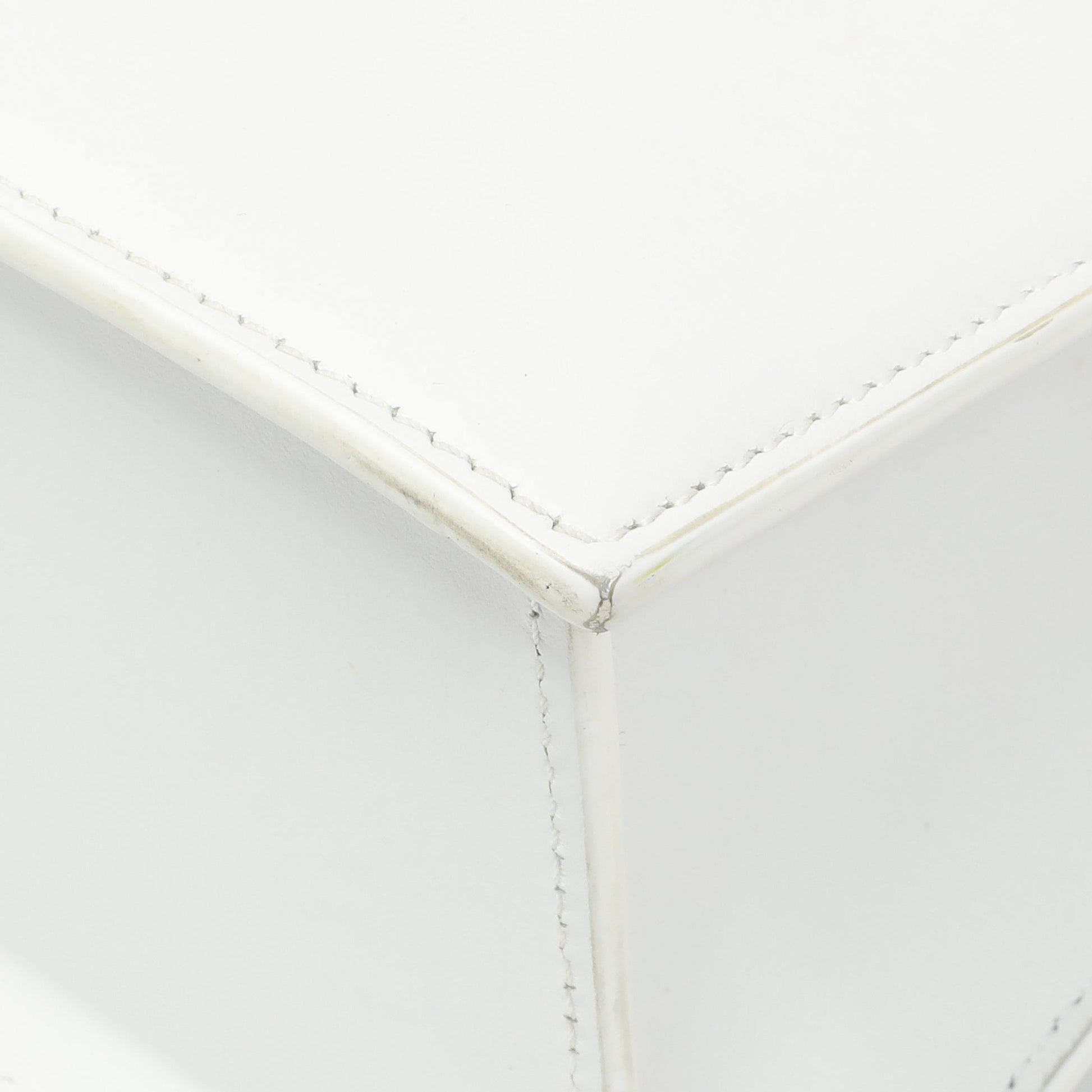 Exclusive Jacquemus White Smooth Calfskin Le Grand Chiquito — Alternate View 7