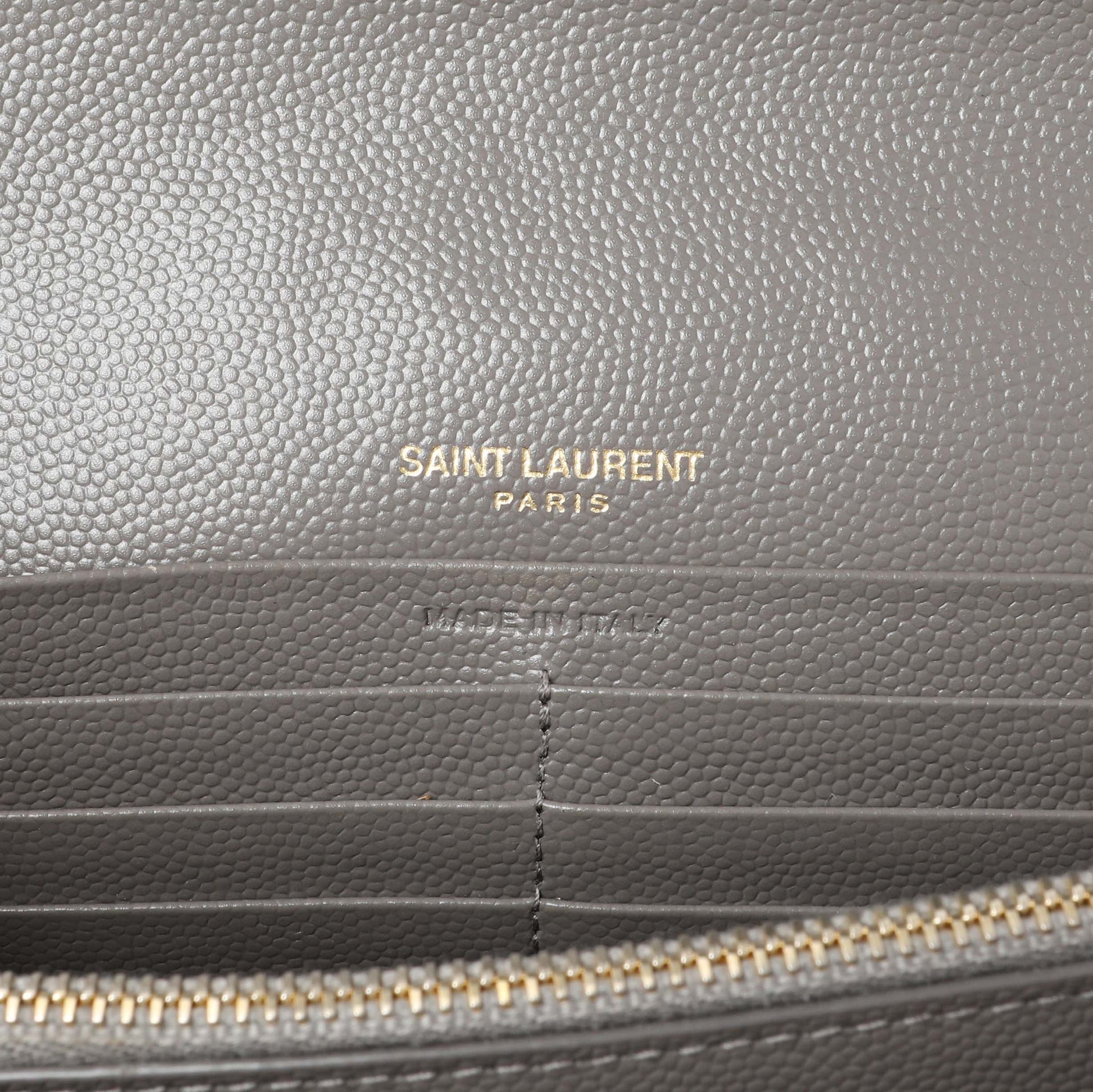Exclusive Saint Laurent Grey Grain De Poudre Matelasse Chevron Monogram Chain Wallet — Alternate View 9