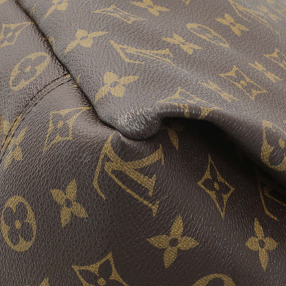 Exclusive Louis Vuitton Monogram Artsy MM — Detail View