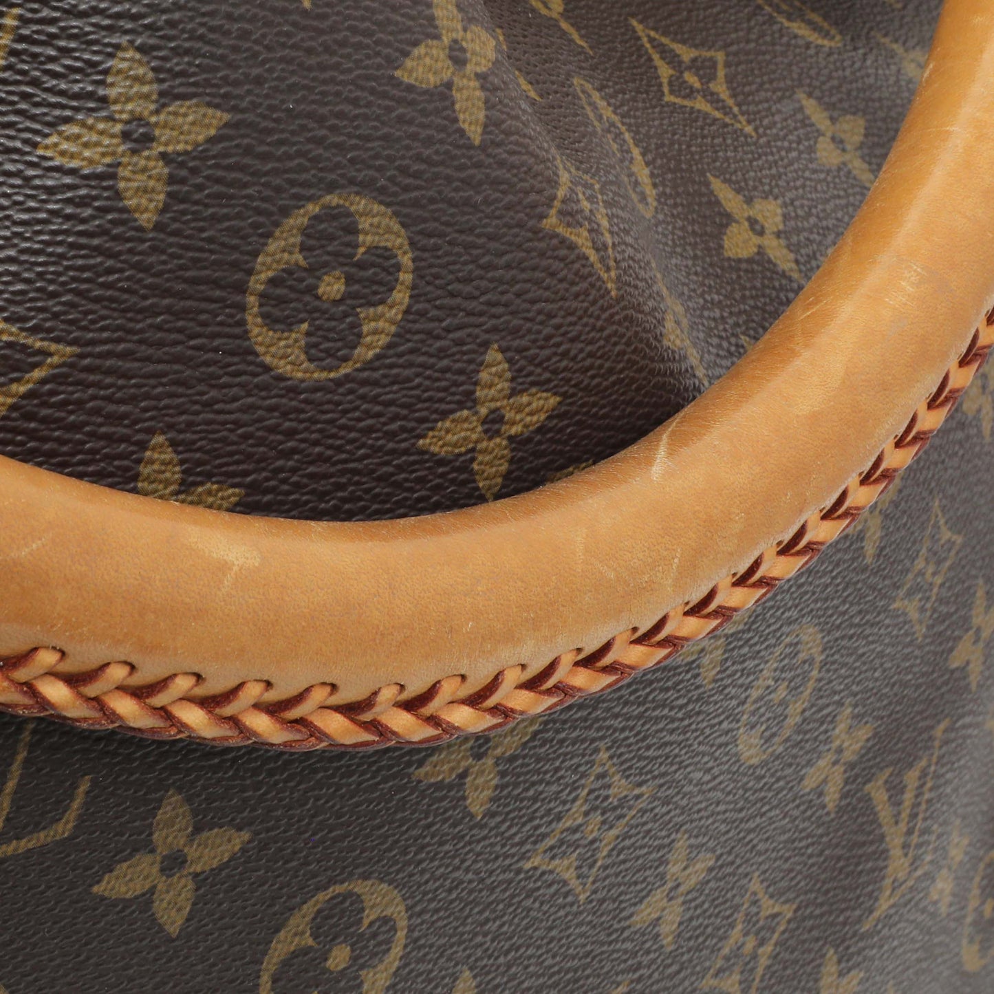 Exclusive Louis Vuitton Monogram Artsy MM — Alternate View 11