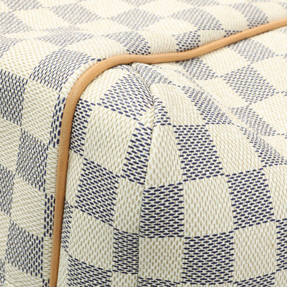Exclusive Louis Vuitton Damier Azur Totally MM — Detail View