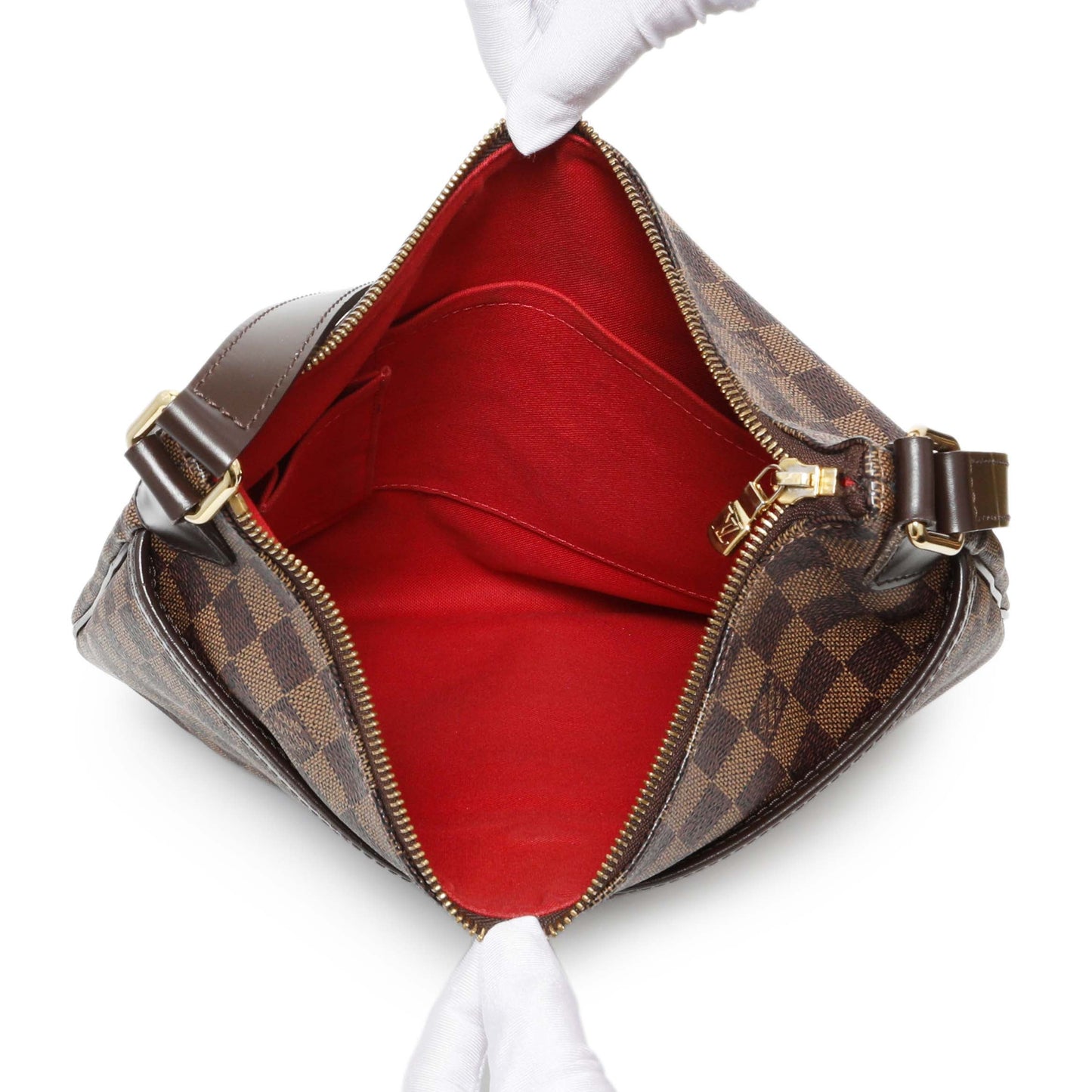 Exclusive Louis Vuitton Damier Ebene Bloomsbury PM — Lifestyle View