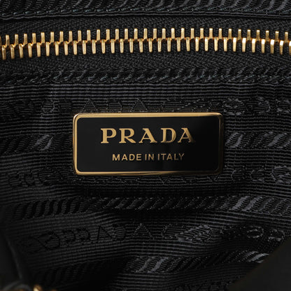 Exclusive Prada Black Re-Nylon Saffiano Stitched Re-Edition 1995 Shoulder Bag — Detail View