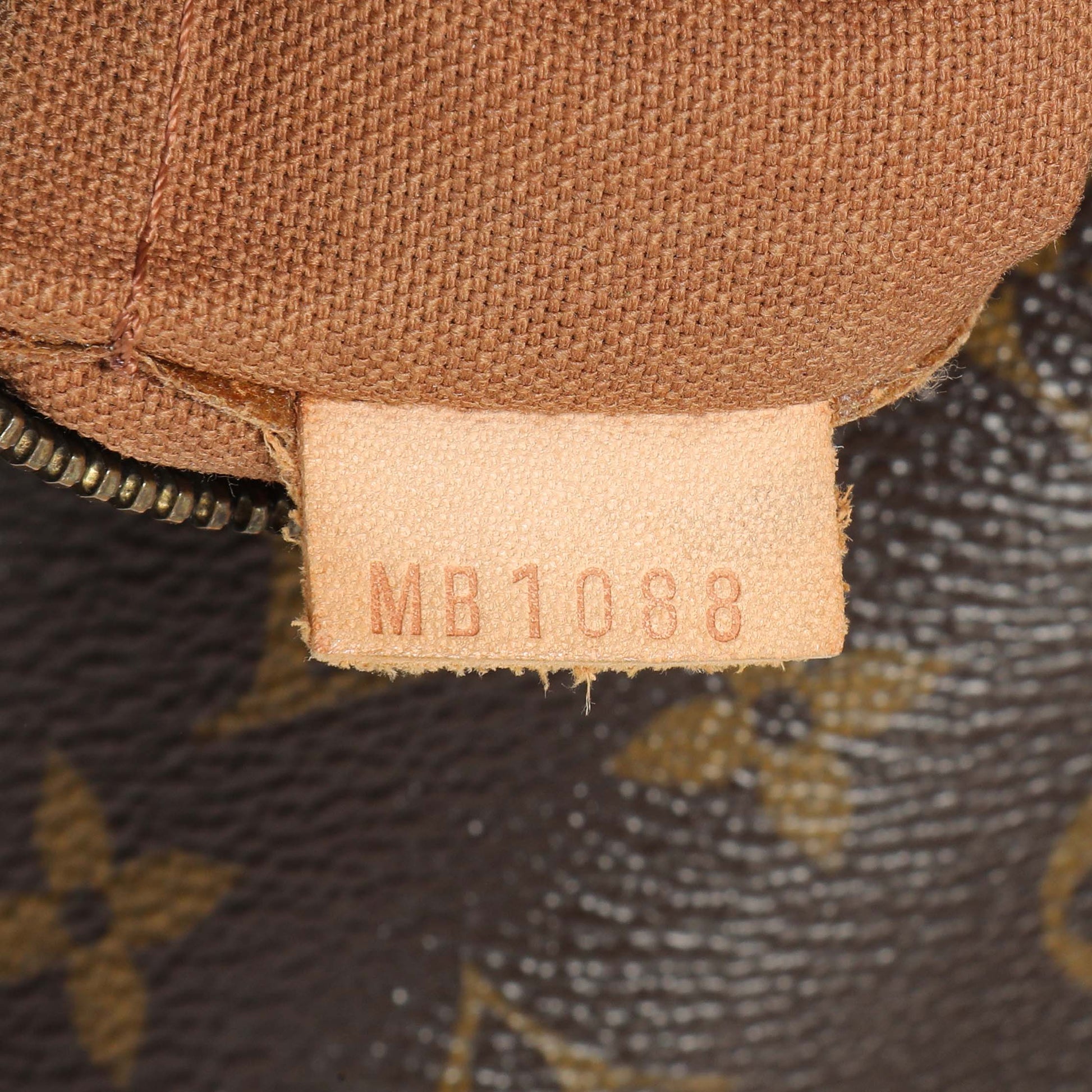 Exclusive Louis Vuitton Monogram Tulum — Alternate View 11