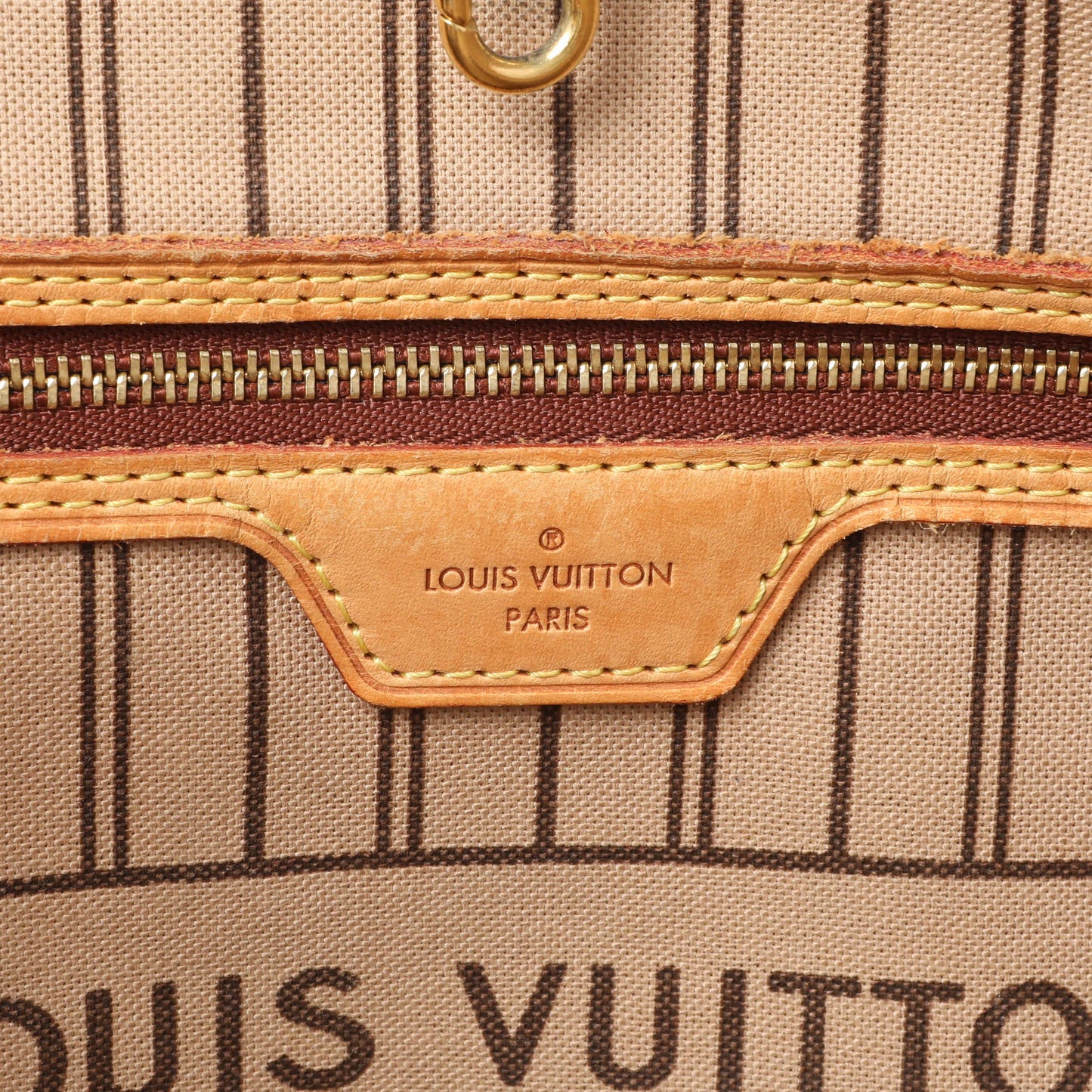 Exclusive Louis Vuitton Monogram Neo Neverfull MM — Alternate View 9