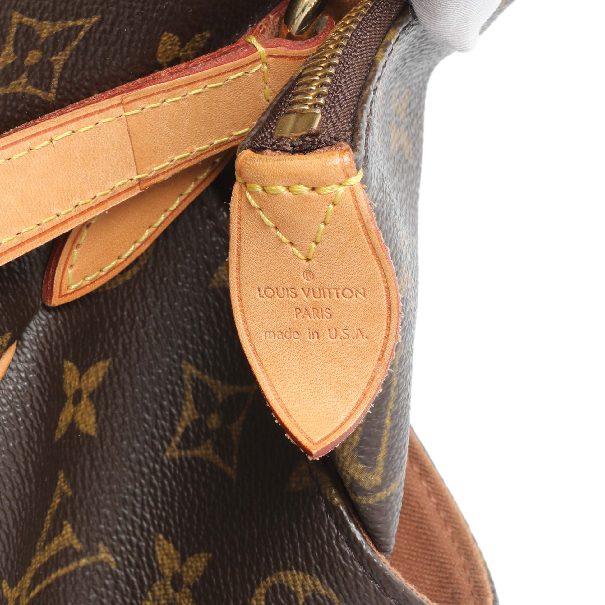 Exclusive Louis Vuitton Monogram Totally PM — Alternate View 9